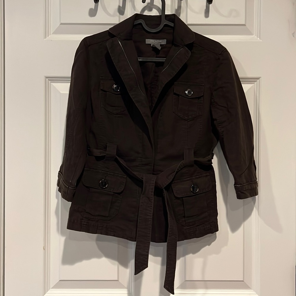 Ann Taylor petites linen/cotton light blazer for spring and summer